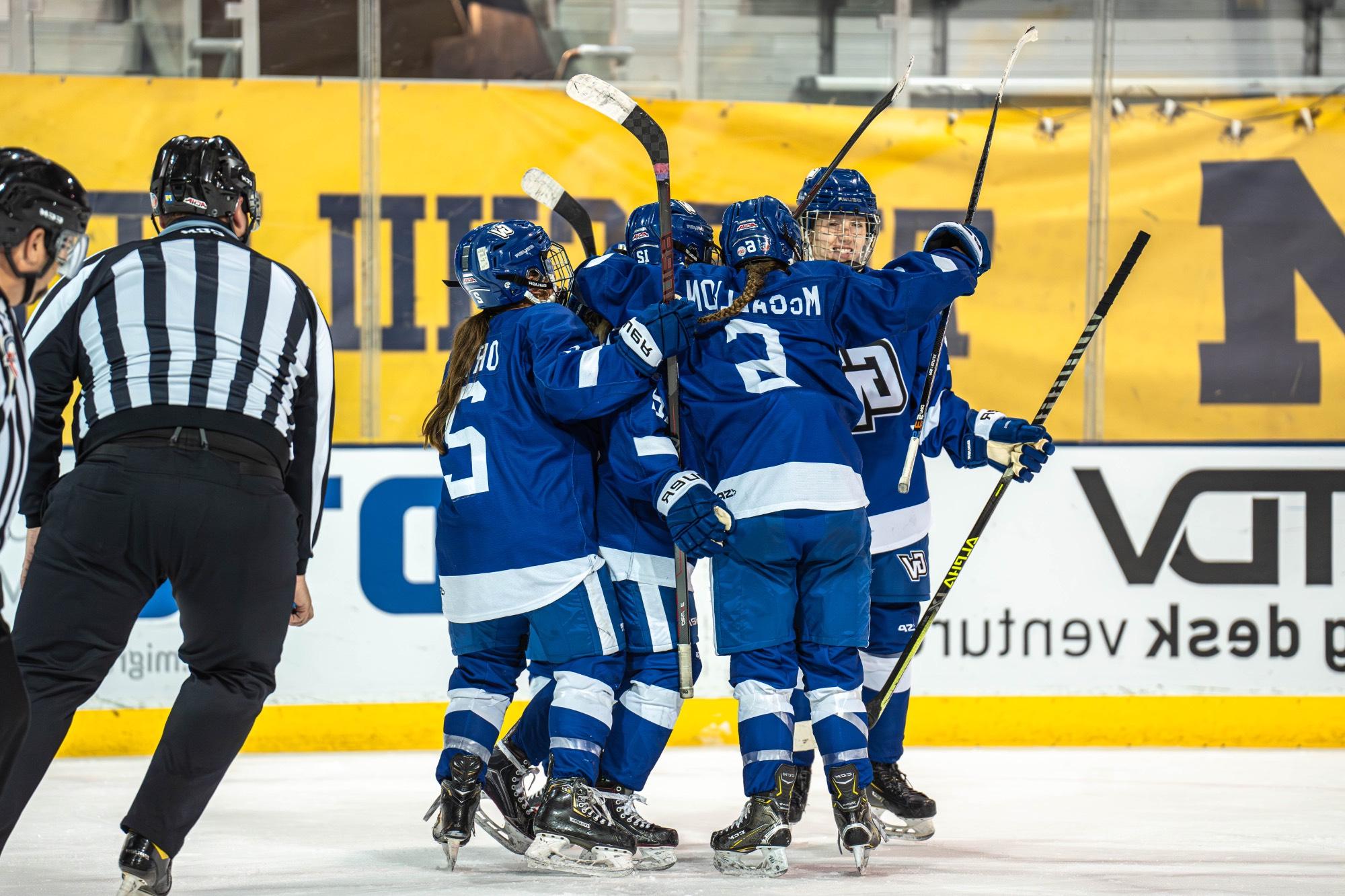 GVSU Women&#8217;s Hockey